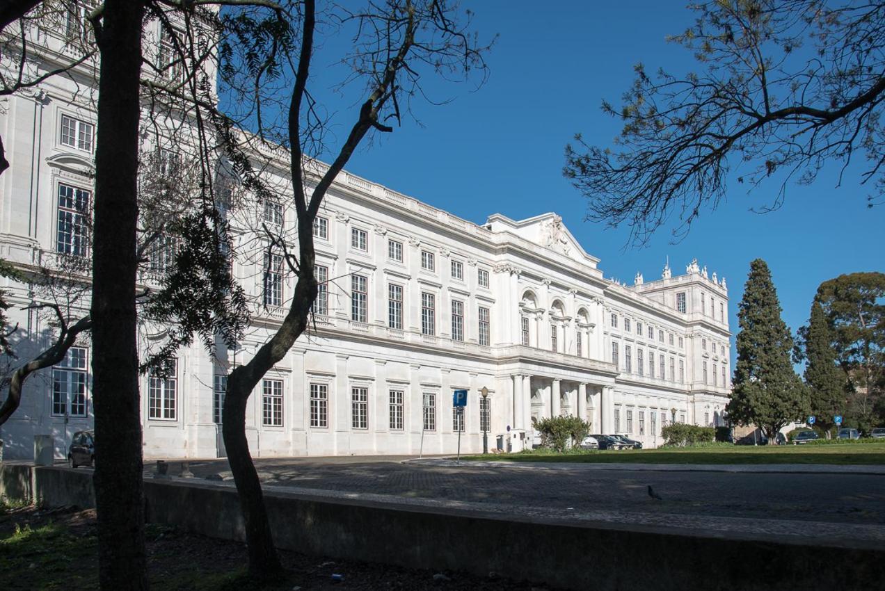 Flat With A Garden In Belem Appartement Lissabon Buitenkant foto